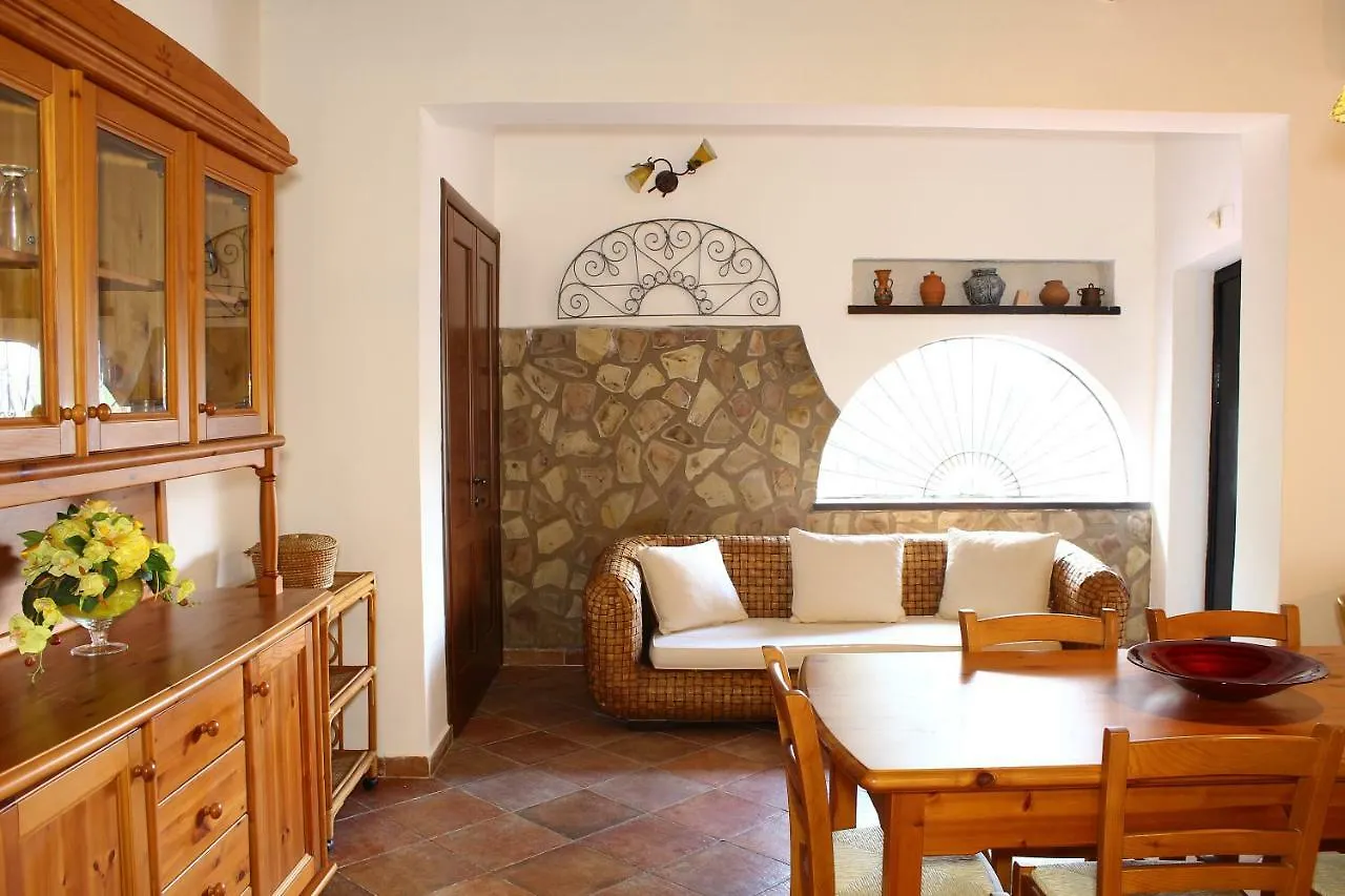 Villa Porto Rais Carini 0*,